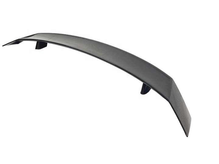 R8 Rear Wing